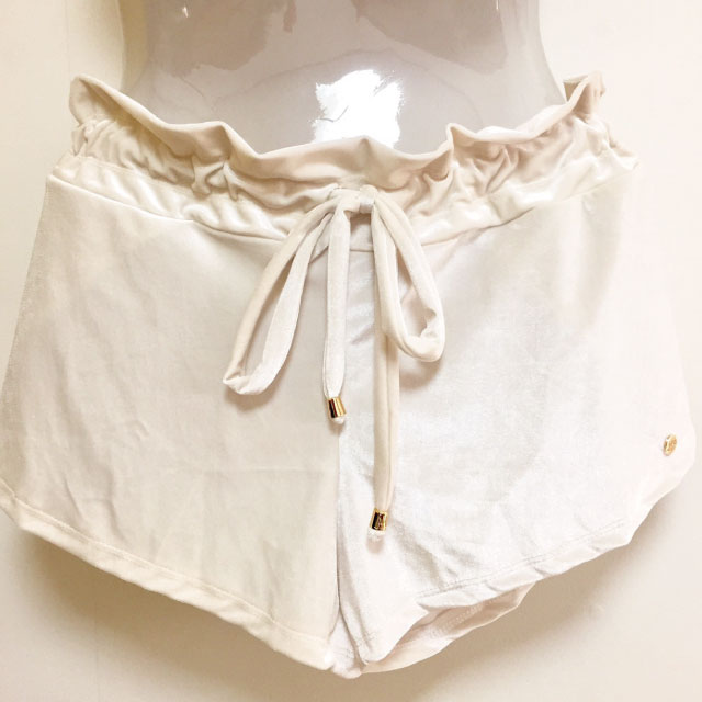 ブラジリアンビキニ専門の通販ショップLilianAn。オリジナルデザインのブラジリアンビキニをオンライン通販にてご提供しております。